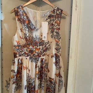 Migeer XL sleeveless Maxi Butterfly Dress, v neck